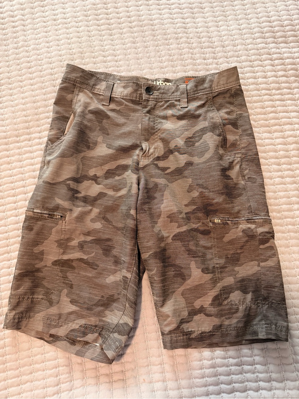 urban pipeline Men's Gray Camo Cargo Shorts
